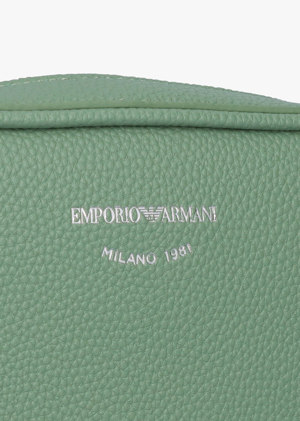 Lilly Sage Urban Chic Pebbled Camera Bag