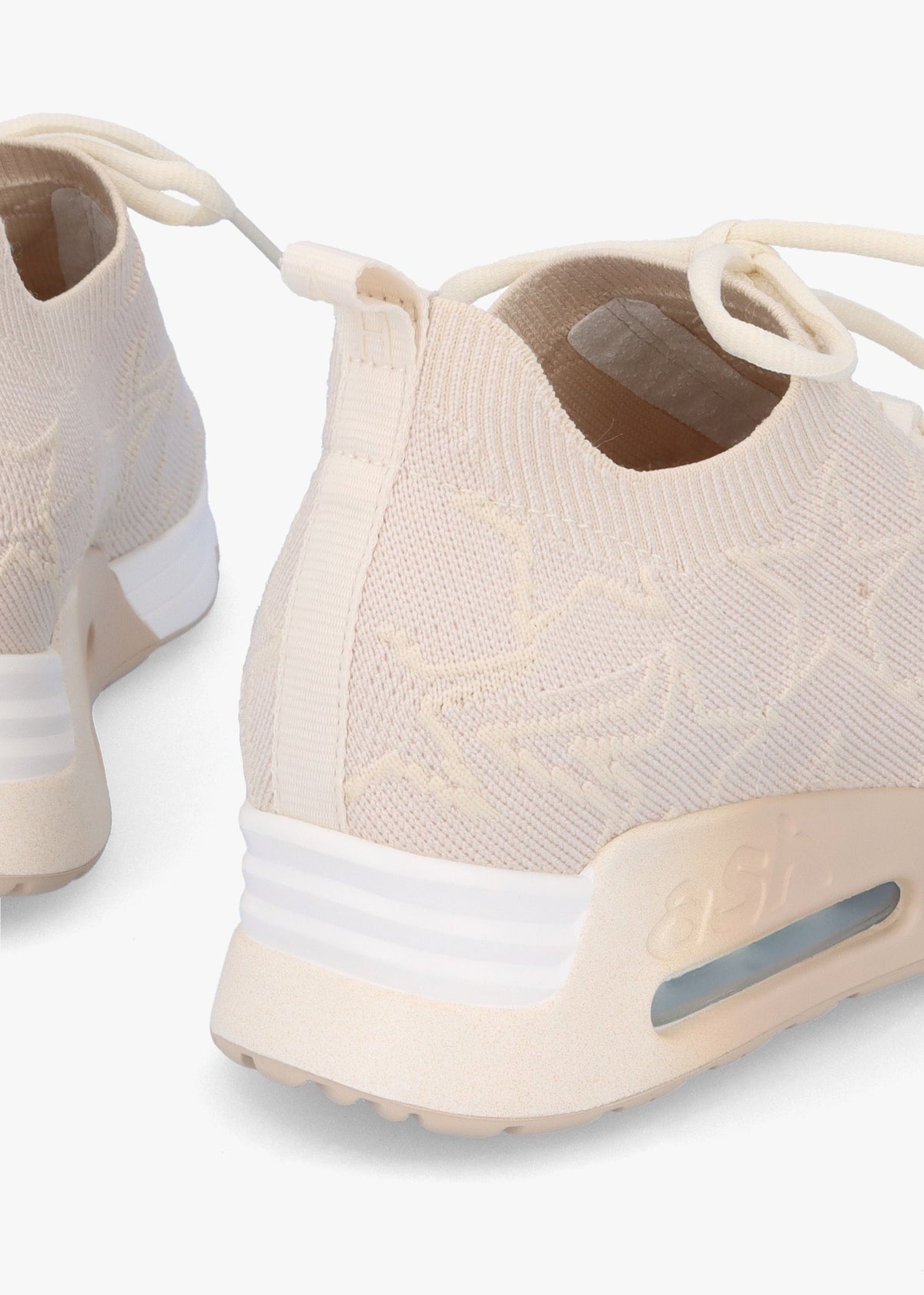 Lucky Star Tofu Shell Knitted Trainers