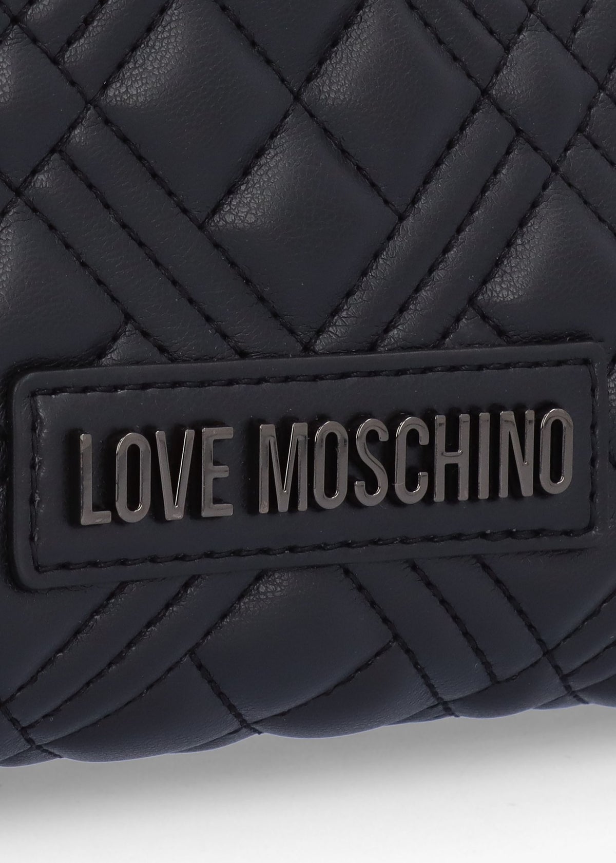 Pearl Quilt Nero Shoulder Bag
