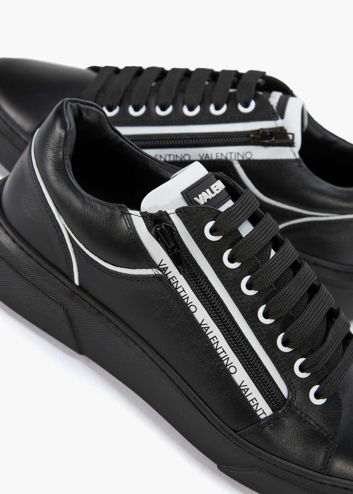 Men’s Stan S Zip Black Leather Trainers