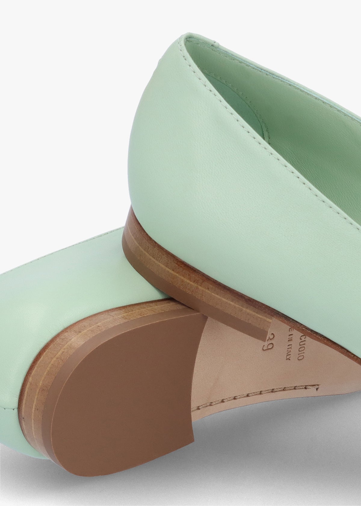 Nala Green Leather Pointed Toe Flat Pumps