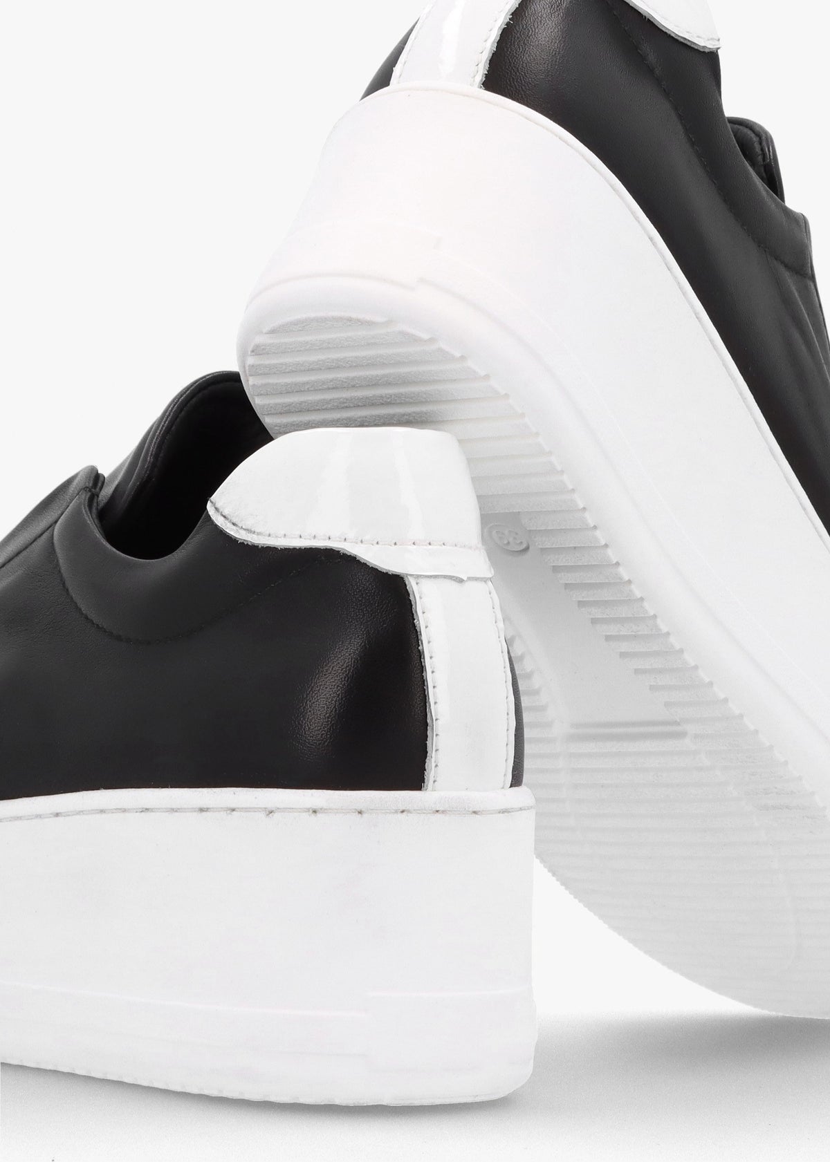 Tred Black Smooth Leather Laceless Flatform Trainers