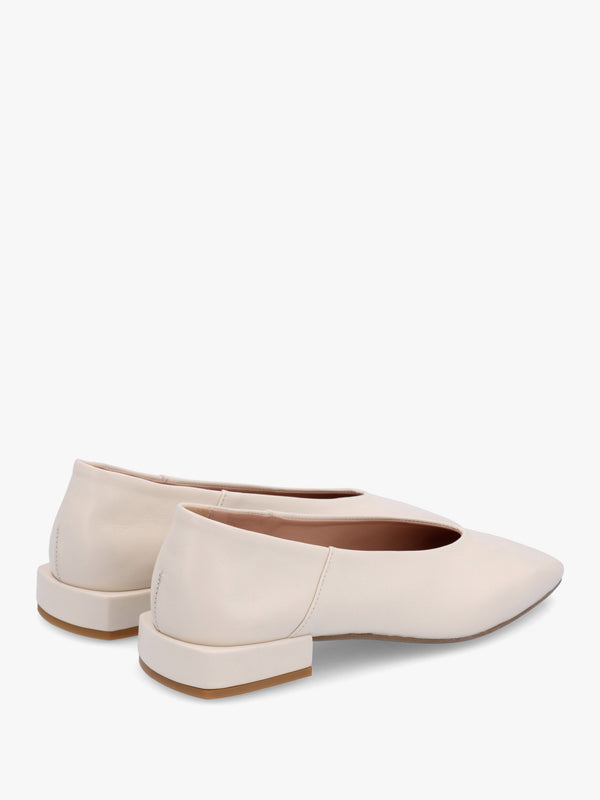 Saria Cream Leather Square Toe Ballet Pumps