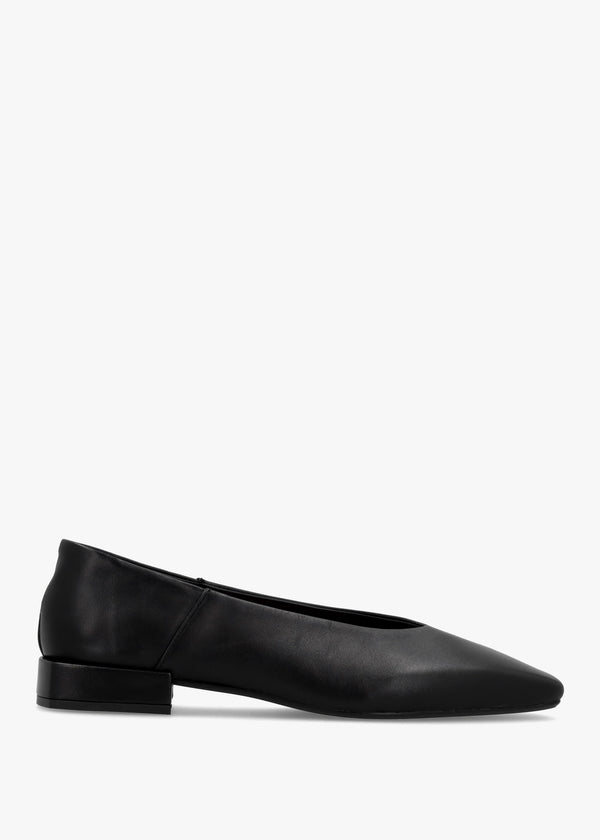 Saria Black Leather Square Toe Ballet Pumps