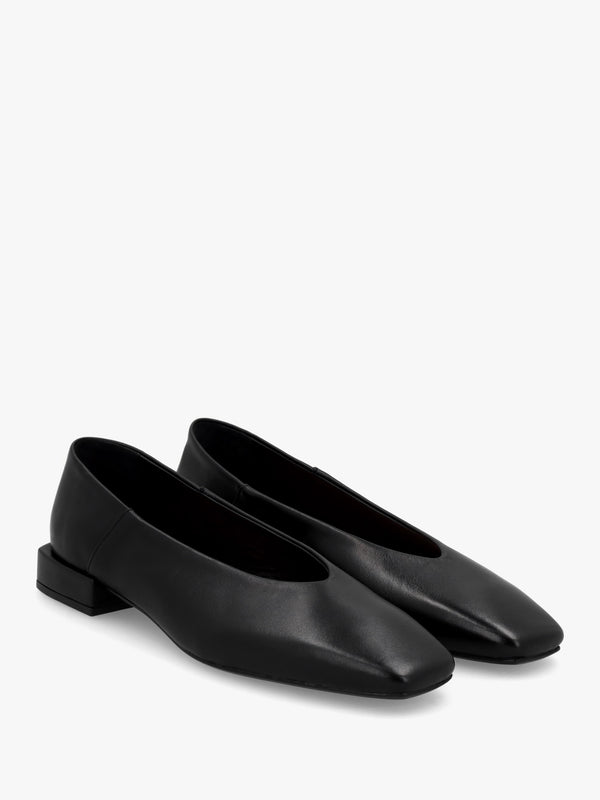 Saria Black Leather Square Toe Ballet Pumps
