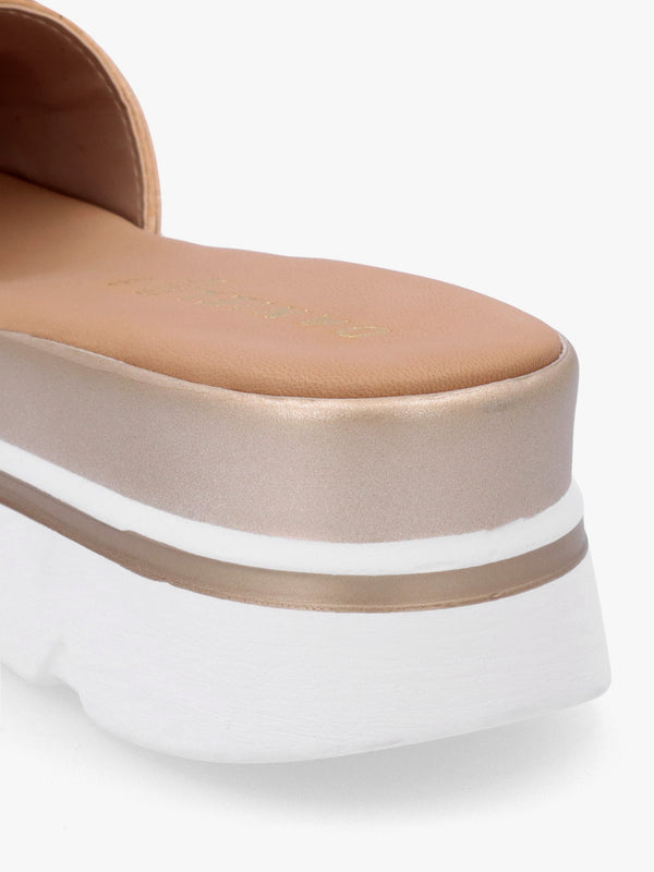 Rebow Beige Leather Knot Top Mules