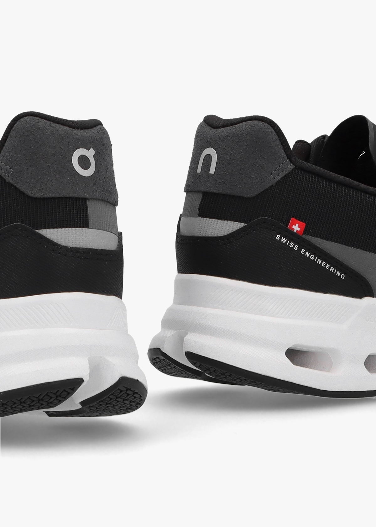 Men's Cloudrift Black White Trainers