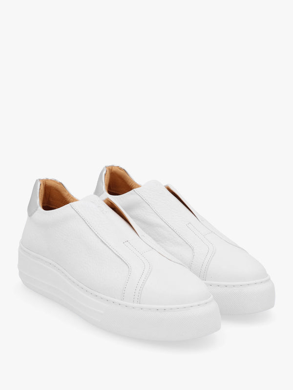 Alber White Leather Laceless Trainers