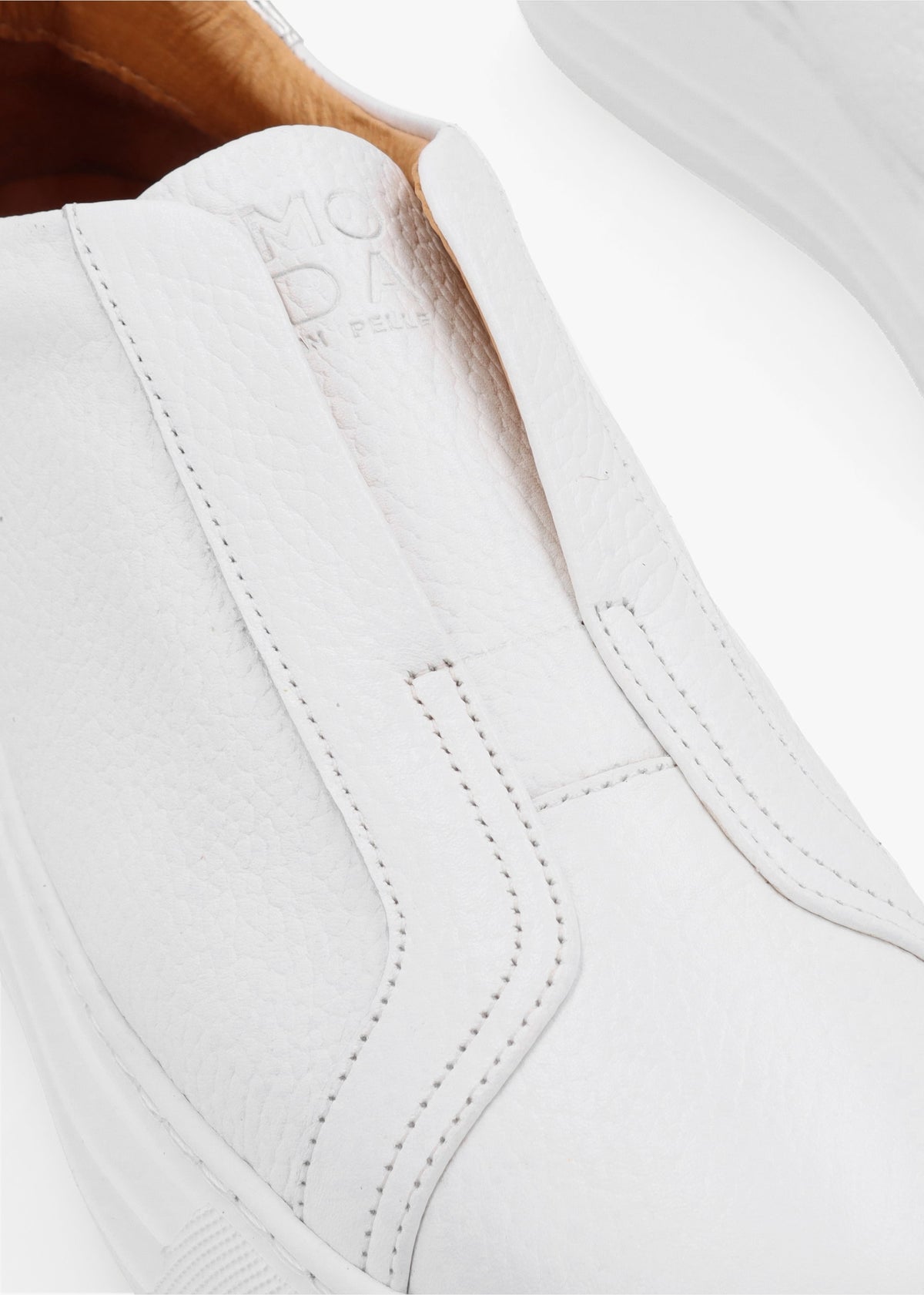 Alber White Leather Laceless Trainers
