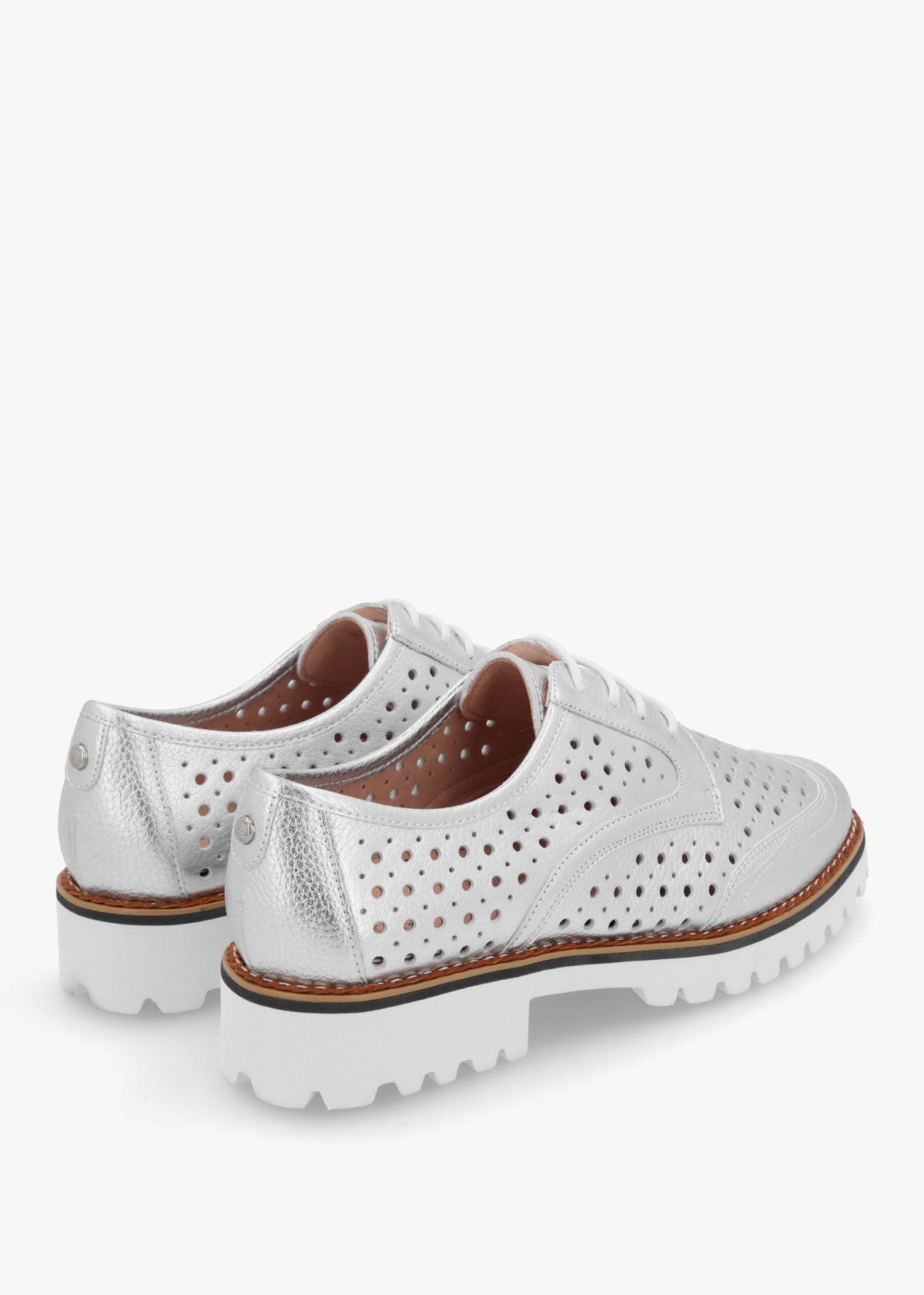 Eloni Silver Metallic Leather Lace Up Brogues