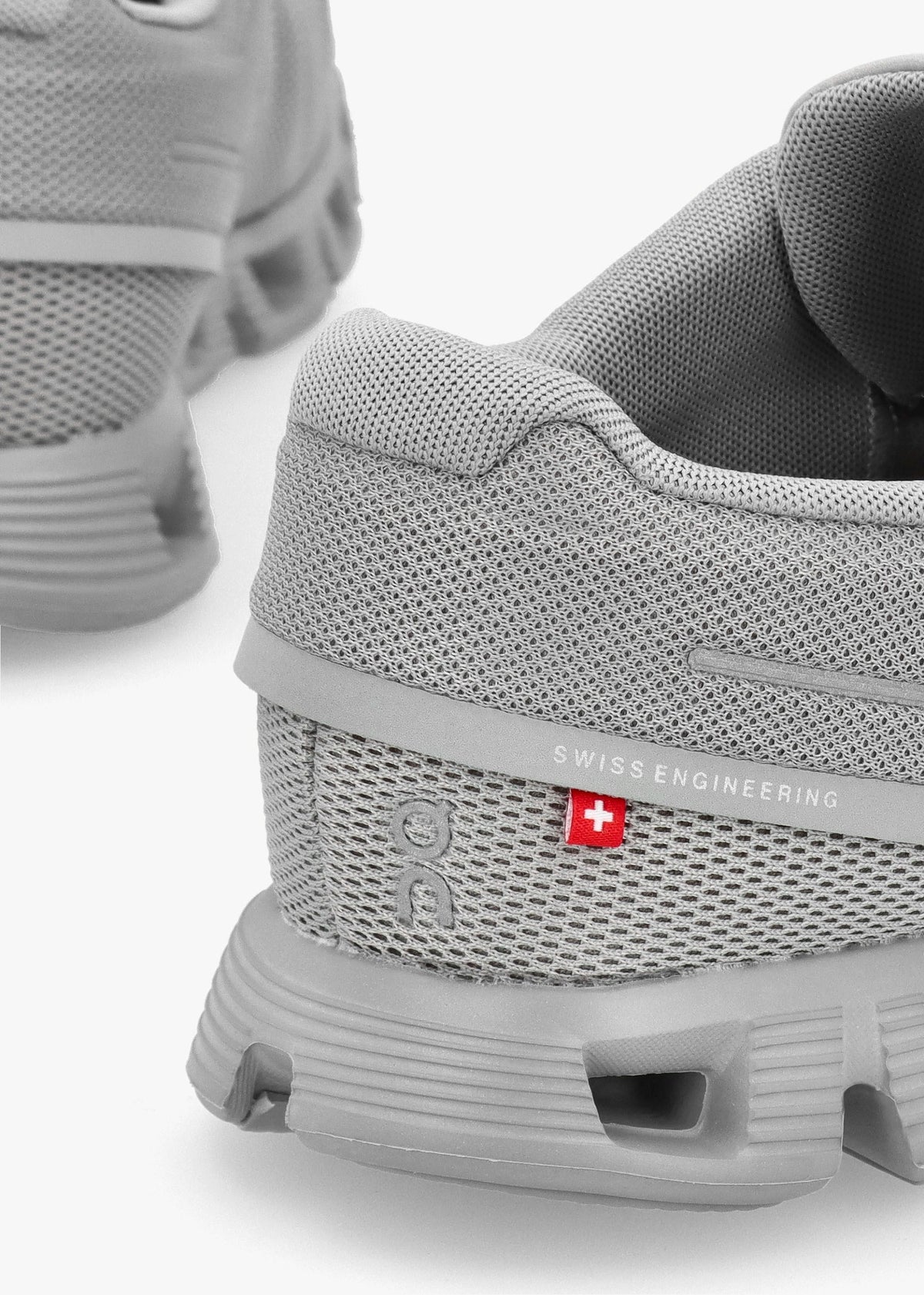 Men's Cloud 5 Fog Alloy Trainers
