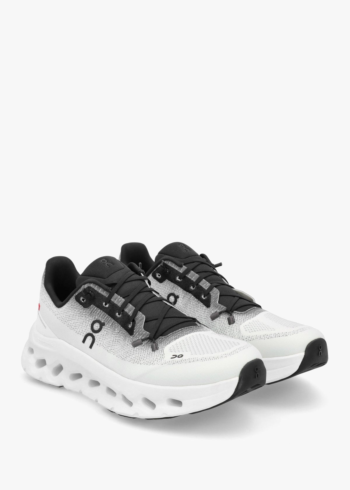 Men's Cloudtilt Black Ivory Trainers