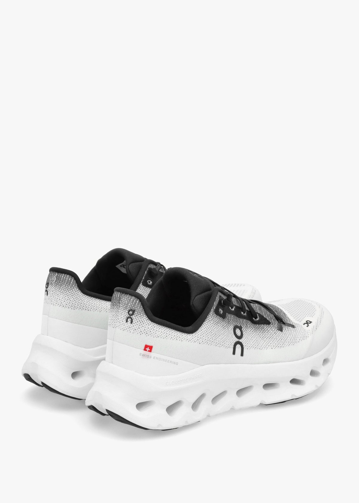 Men's Cloudtilt Black Ivory Trainers