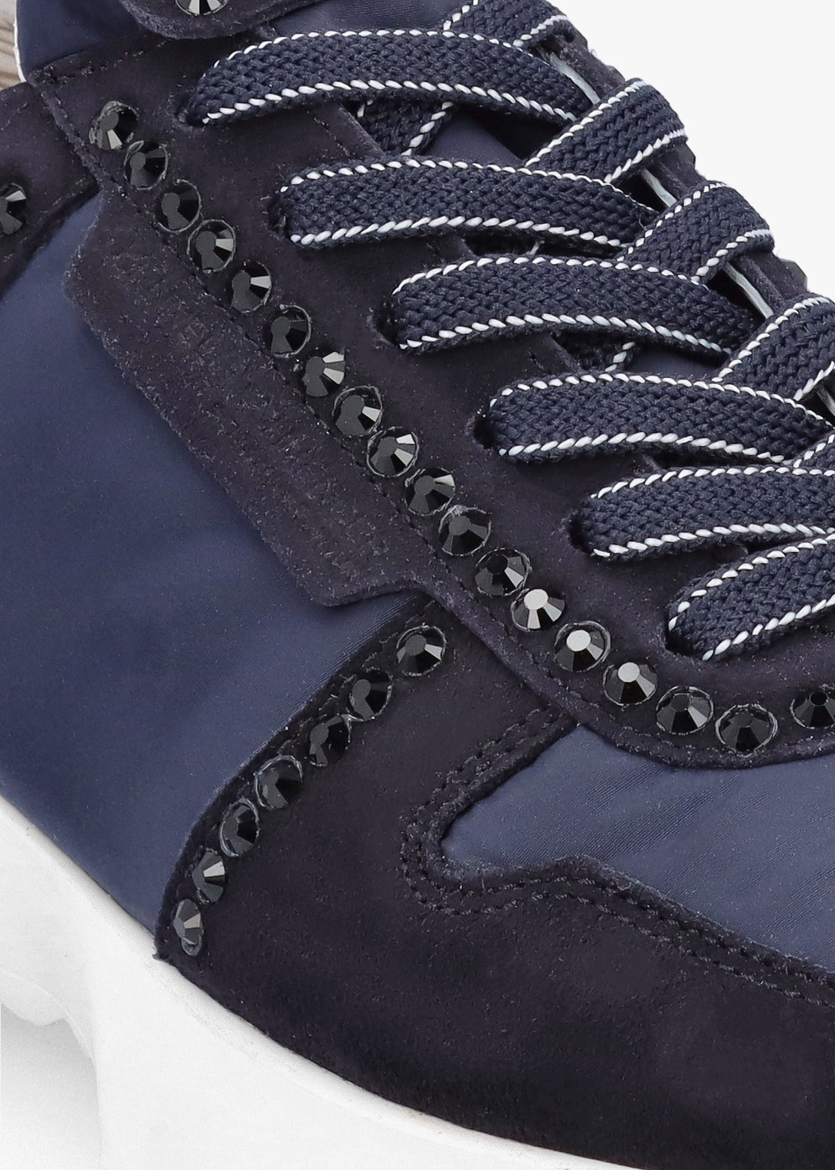 Pull Diamante Ocean Suede Trainers