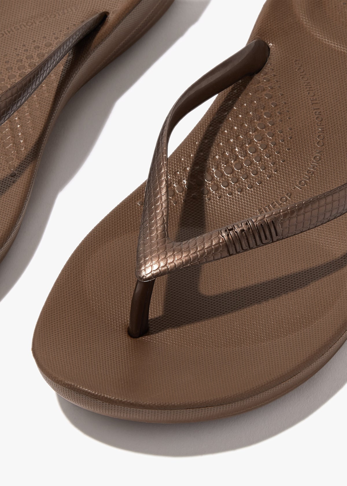 Iqushion Bronze Ergonomic Flip Flops