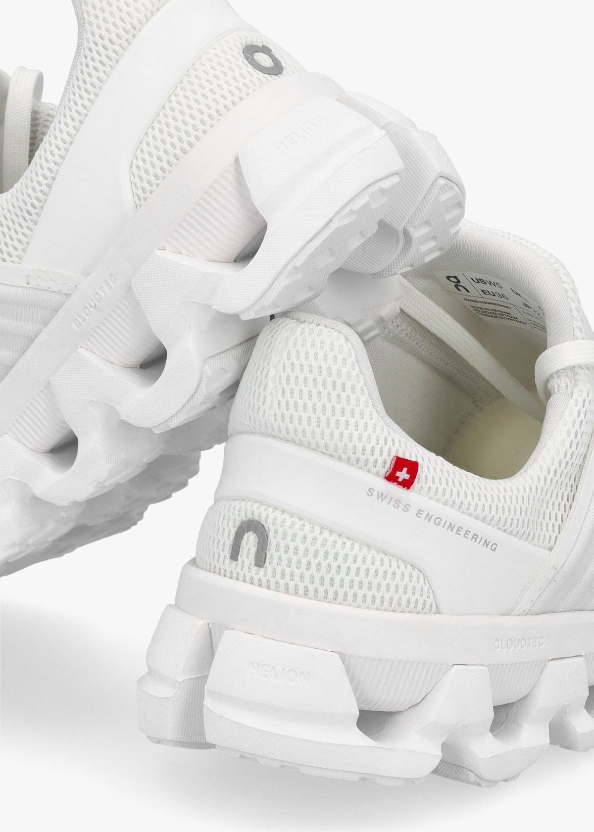 Cloudswift 3 AD Undyed-White White Trainers
