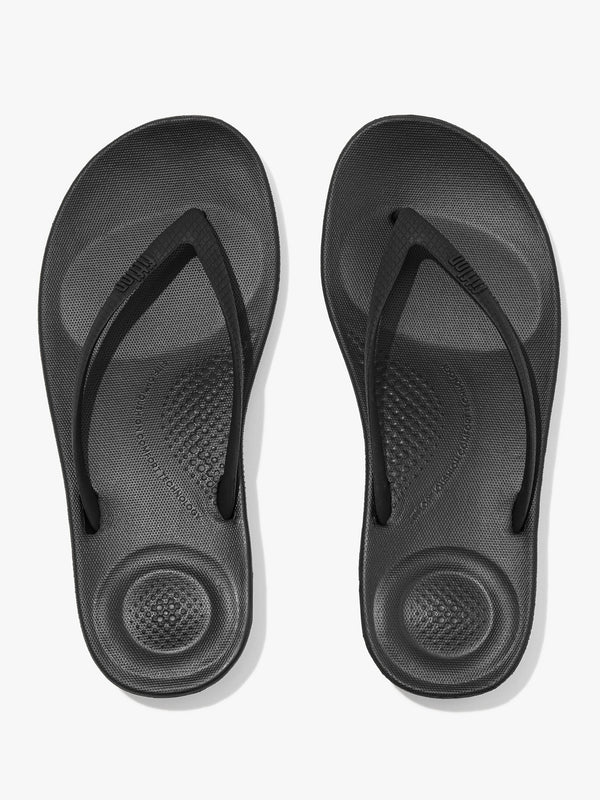 Iqushion All Black Ergonomic Flip Flops