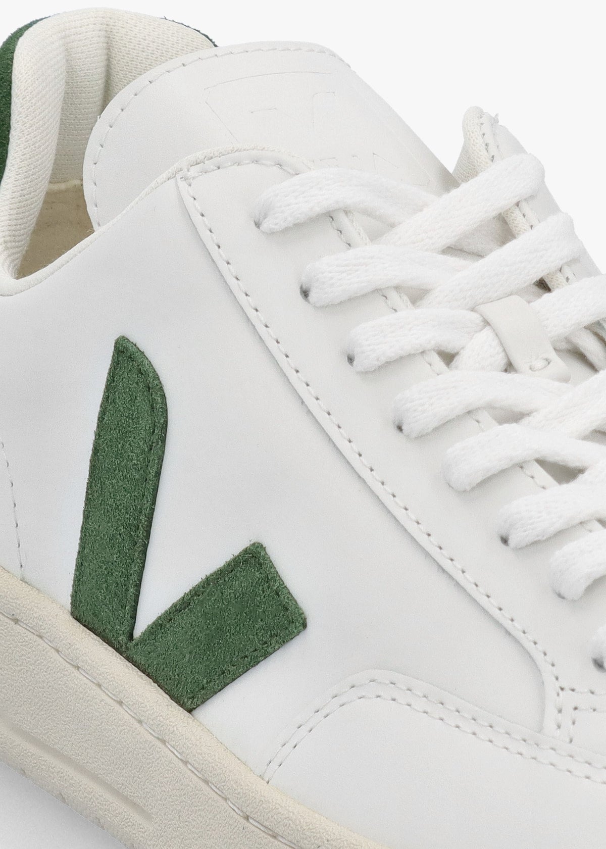 Men’s V-12 Leather Extra White Cyprus Trainers