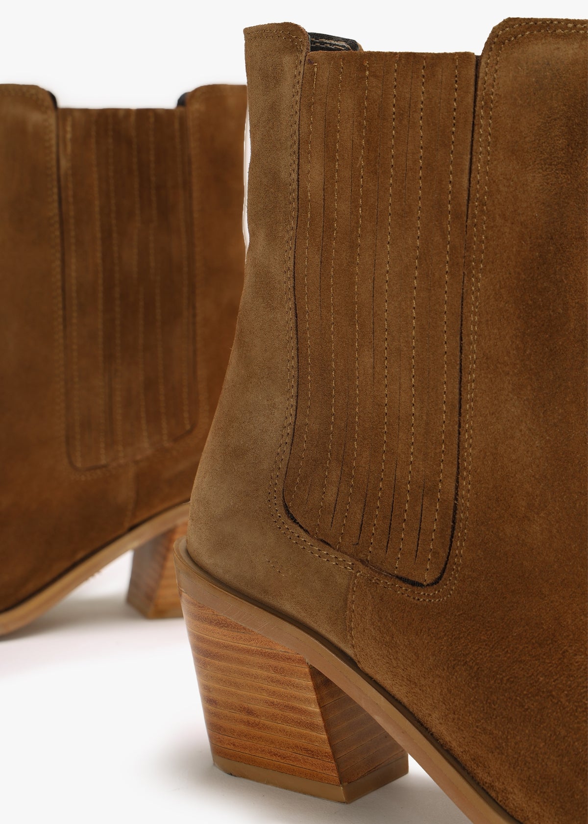 Indie Tan Suede Western Chelsea Boots
