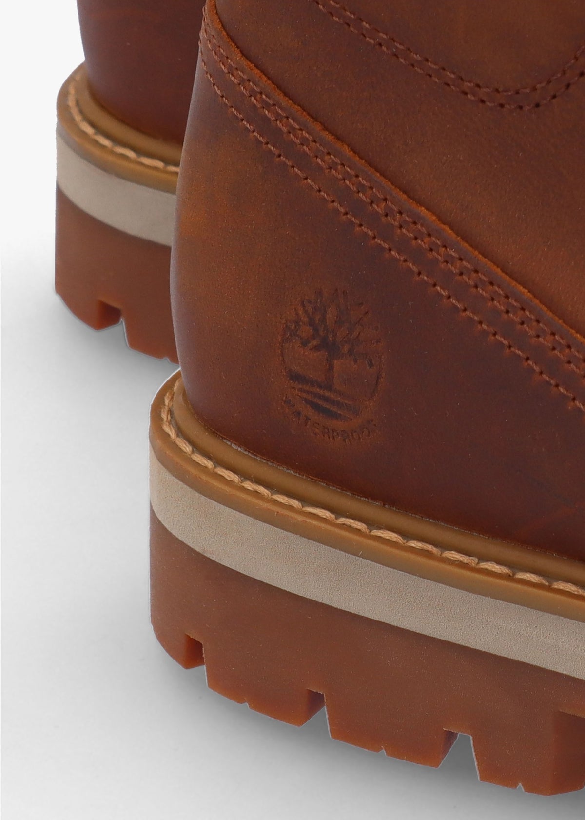 Men’s Britton Road Mid Lace Up Rust Waterproof Chukka Boots