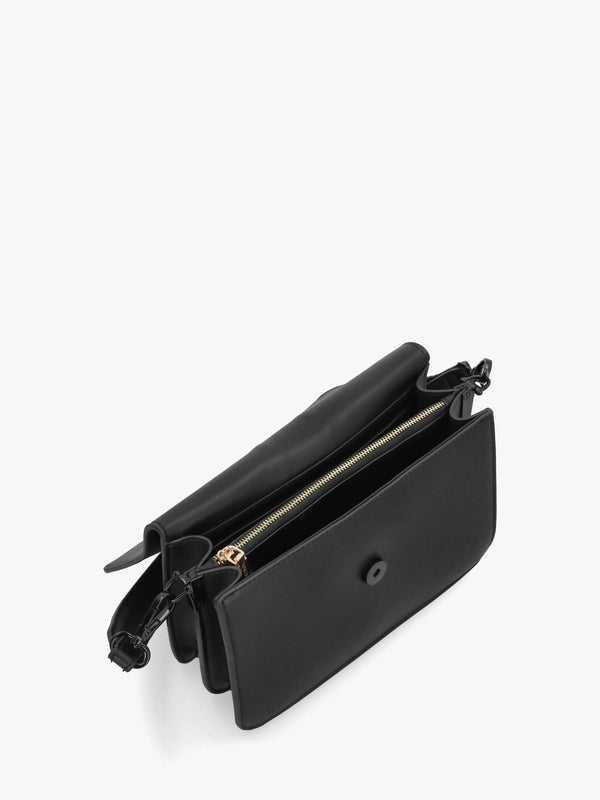Dejavu Nero Shoulder Bag