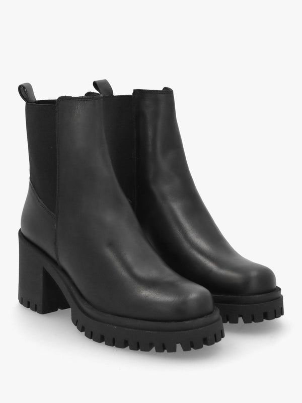 Luxor Black Leather Block Heel Chelsea Boots
