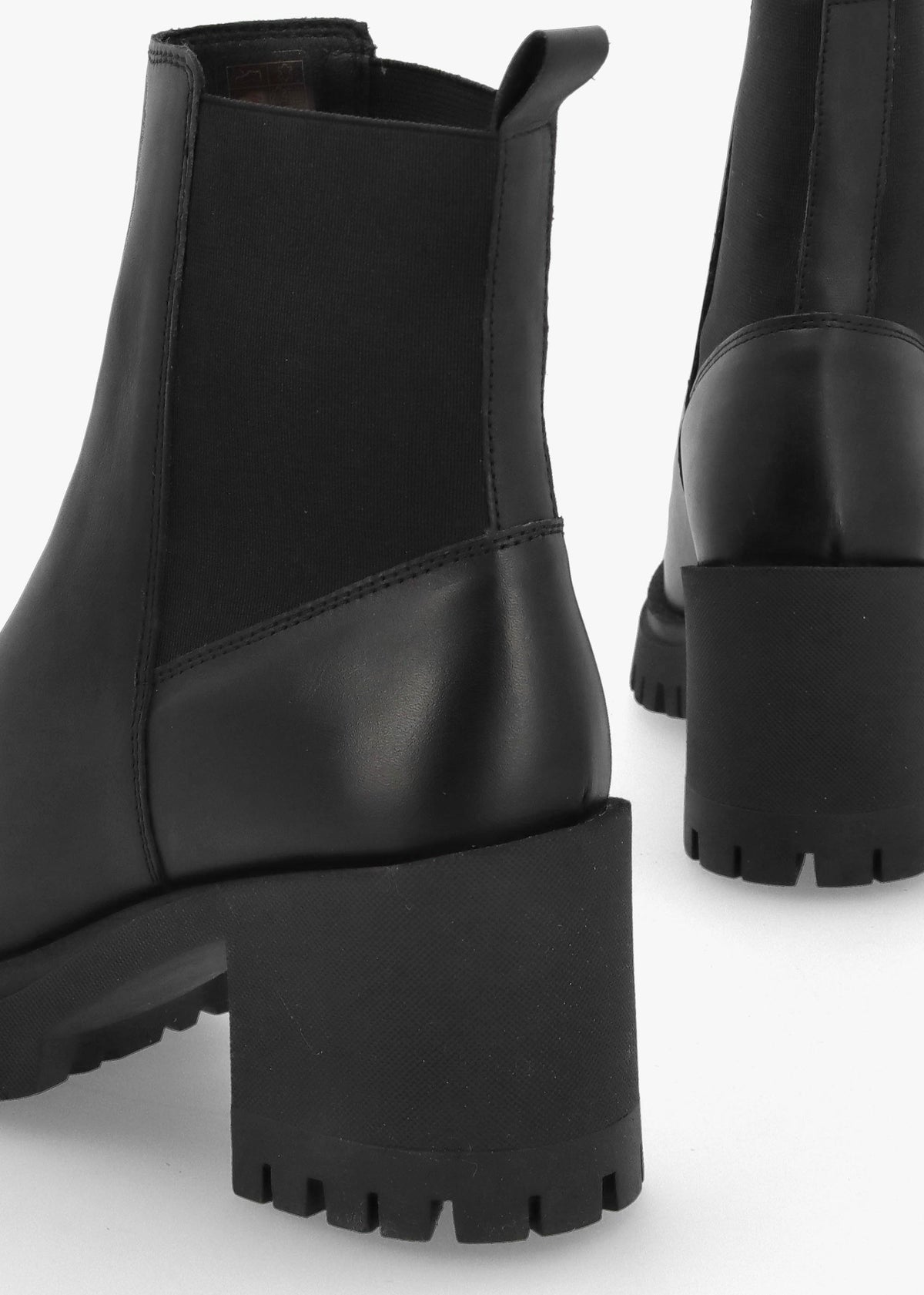 Luxor Black Leather Block Heel Chelsea Boots