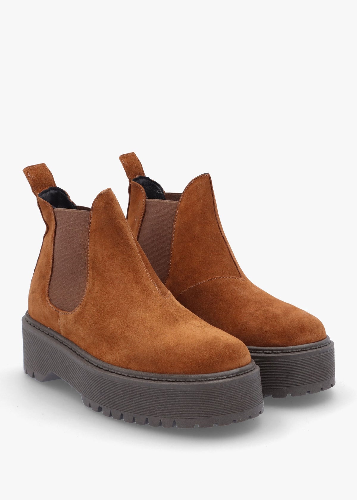 Lassi Tan Suede Chunky Chelsea Boots