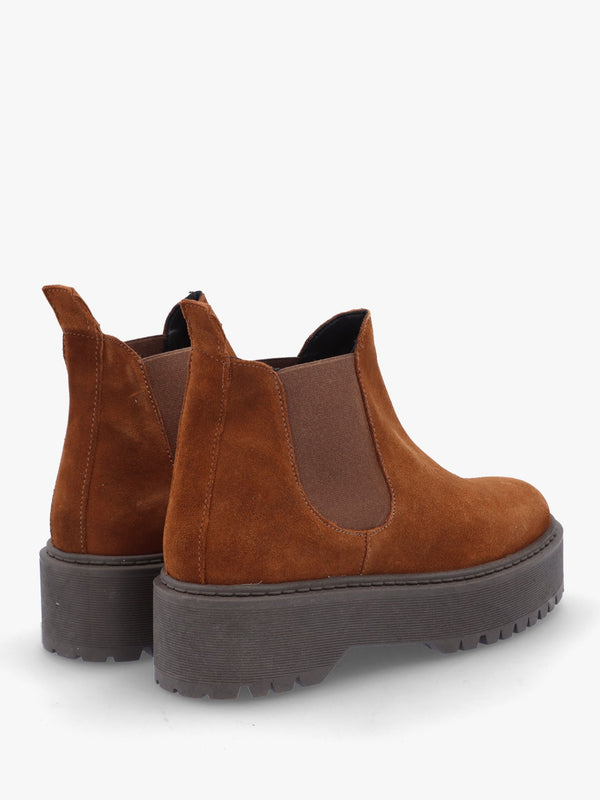 Lassi Tan Suede Chunky Chelsea Boots