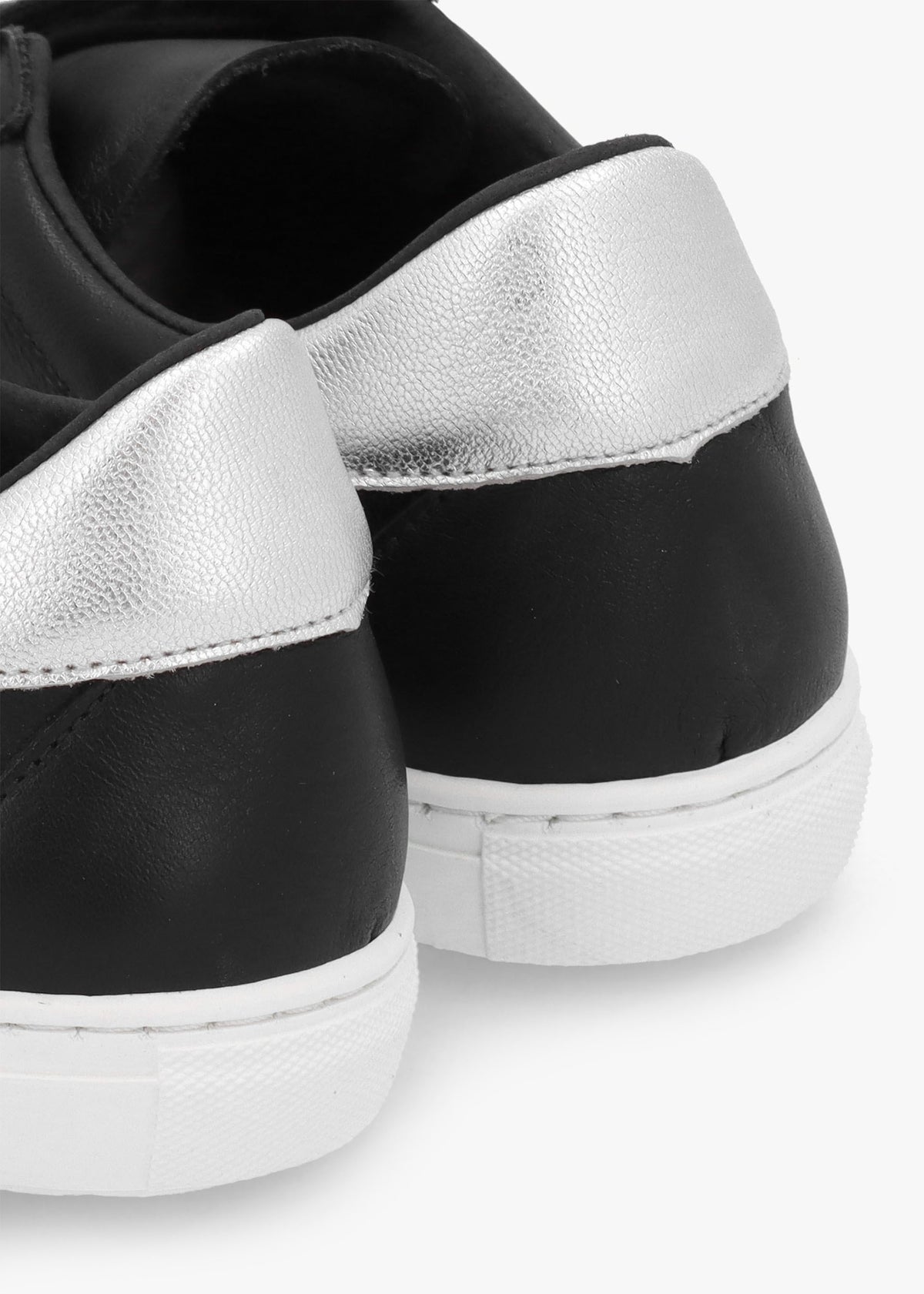 Thamby Black Leather Low Profile Trainers