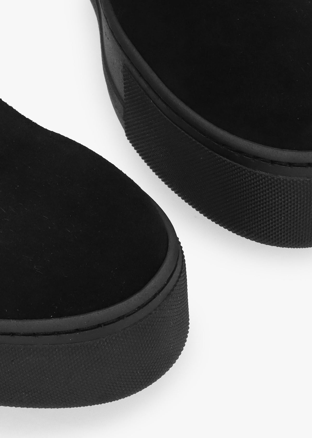 Tred Black Suede Flatform Chelsea Boots