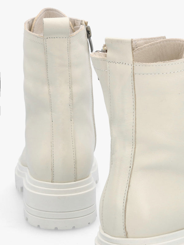 Bicky Off White Leather Lace Up Ankle Boots