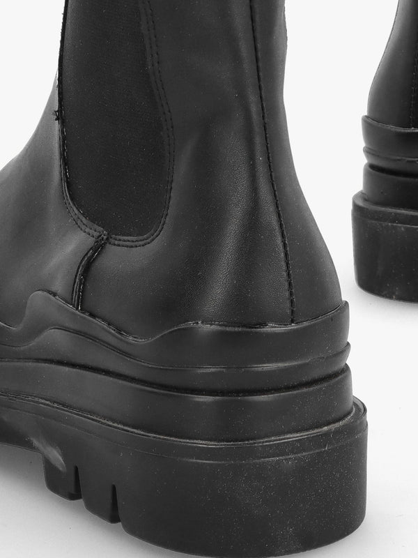 Wavy Black Tall Chelsea Boots