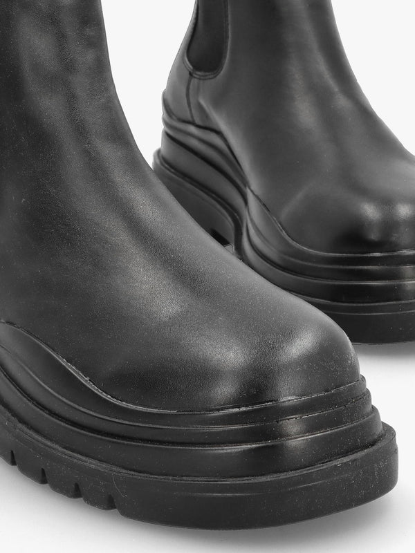 Wavy Black Tall Chelsea Boots