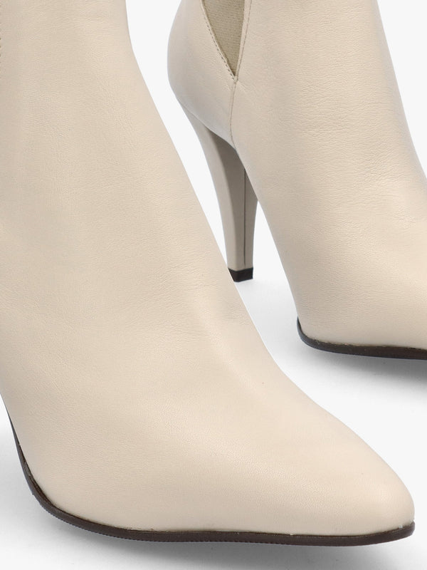 Nelly Cream Leather Cone Heel Chelsea Boots