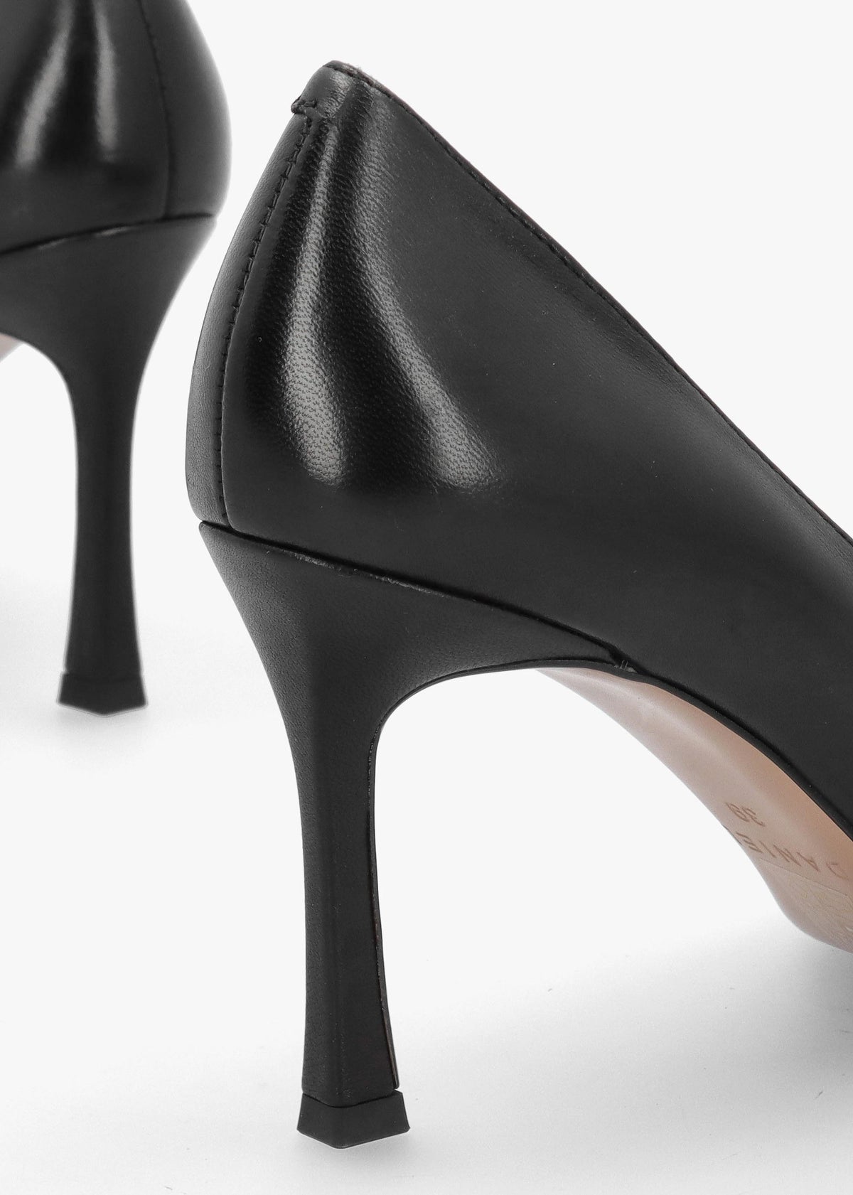 Elove Black Leather Heart Toe Cap Court Shoes