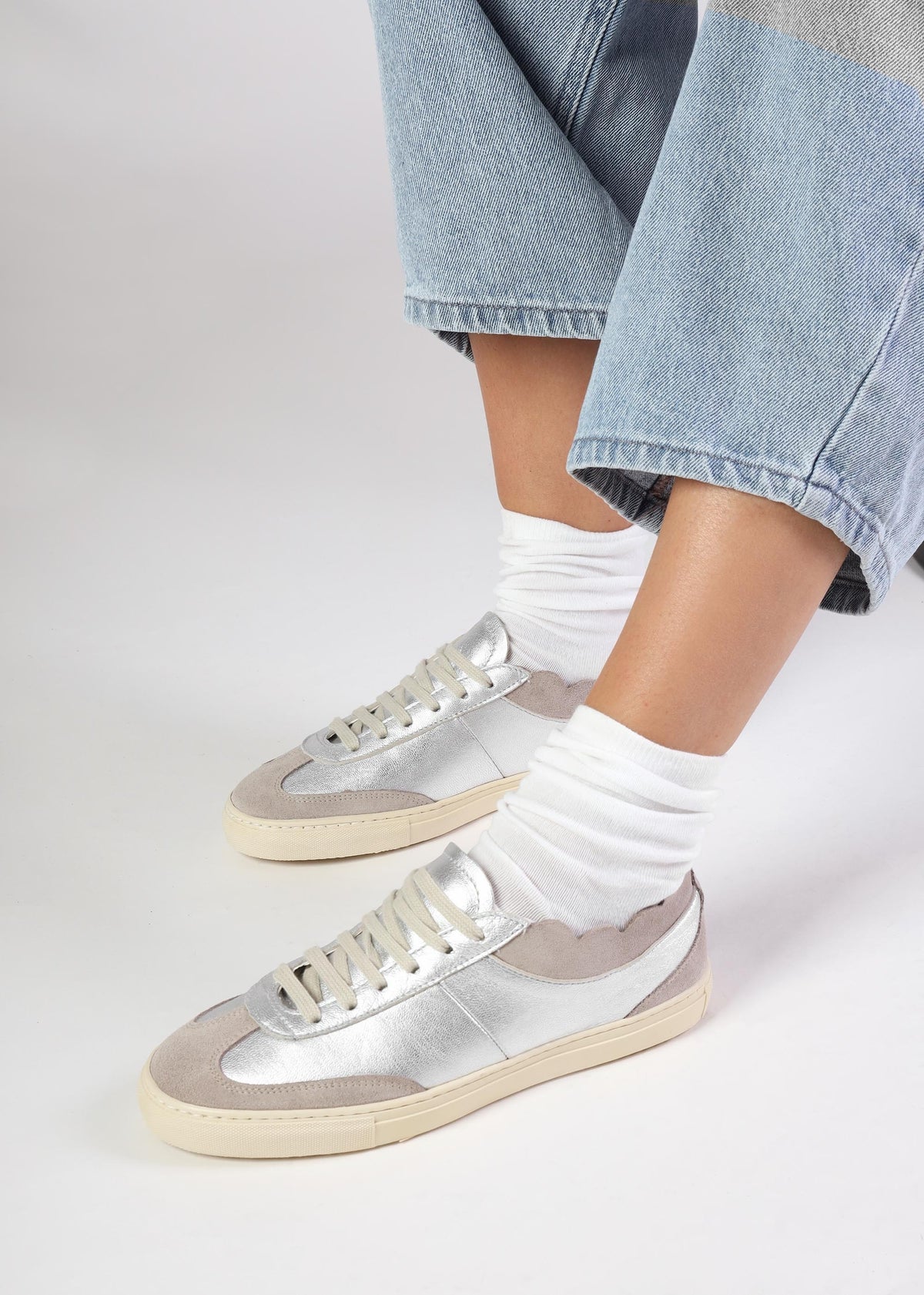 Thascal Silver Leather Low Profile Trainers