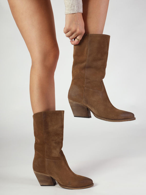 Genesis Tan Leather Western Calf Boots