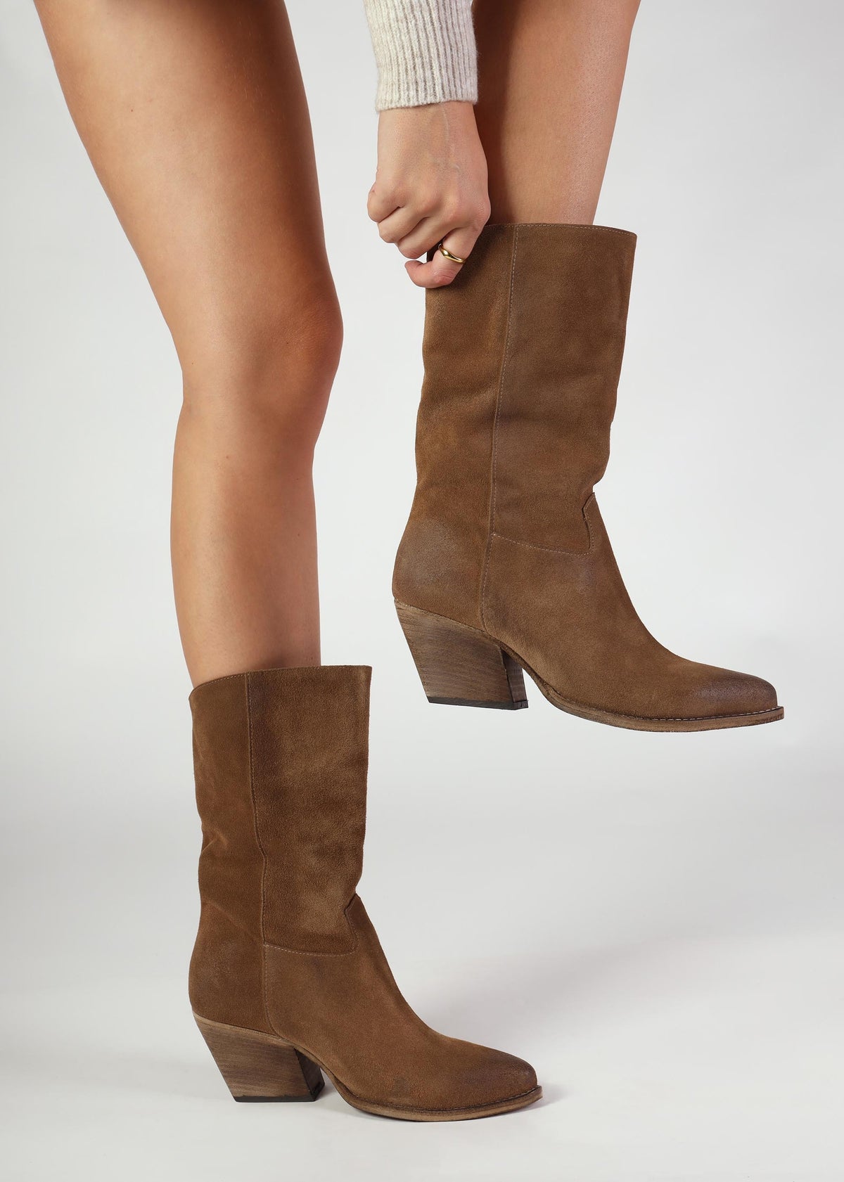 Genesis Tan Leather Western Calf Boots