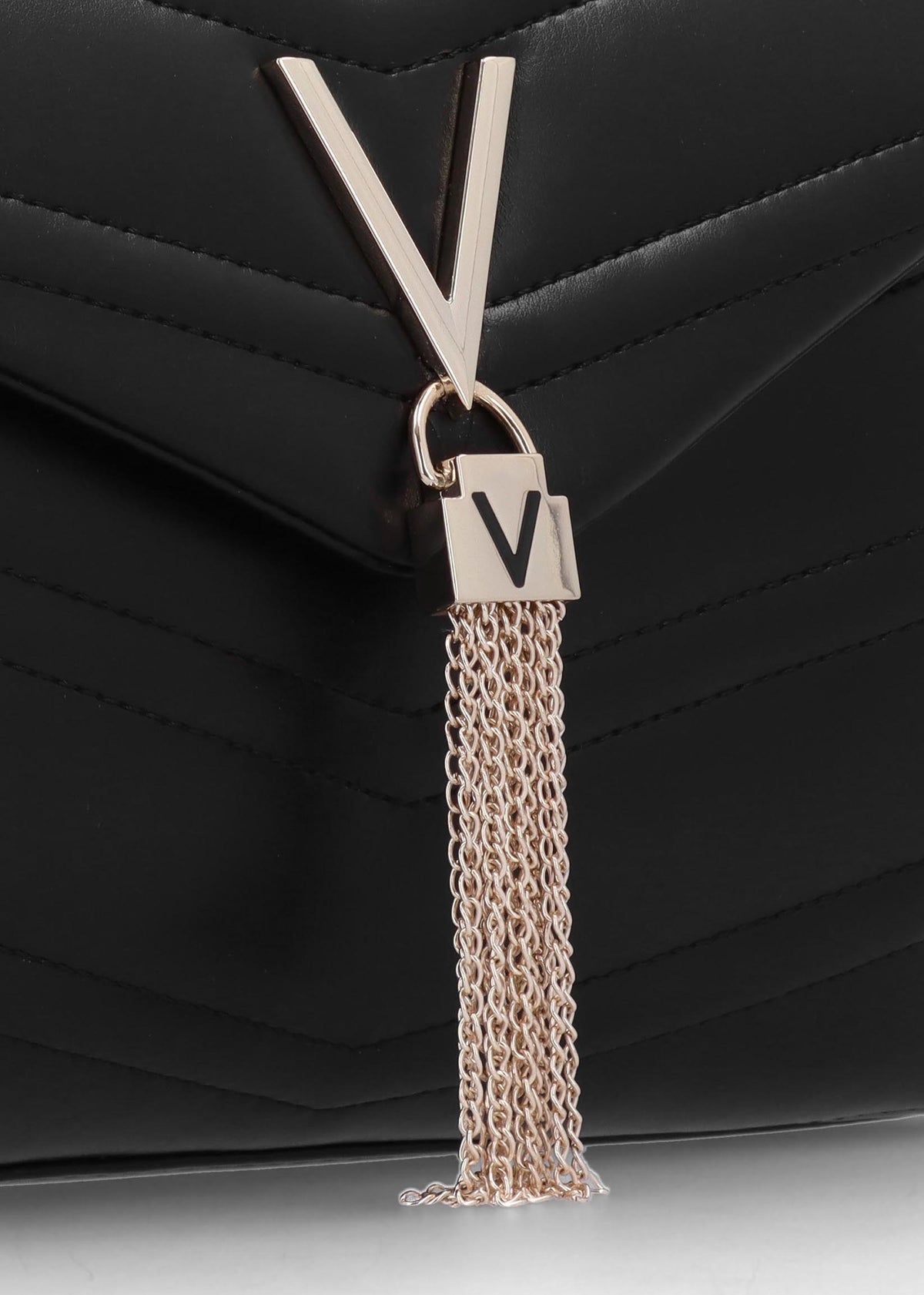 Privilege Flap Nero Shoulder Bag