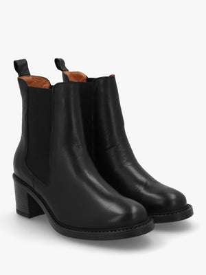 Ichels Black Leather Block Heel Chelsea Boots
