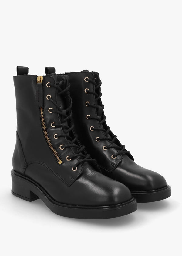 Ilacie Black Leather Lace Up Boots