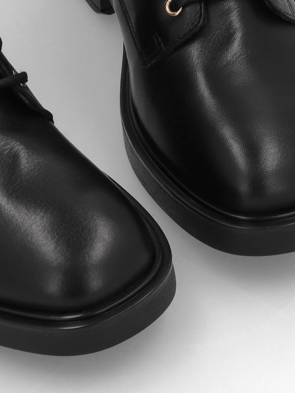 Ilacie Black Leather Lace Up Boots