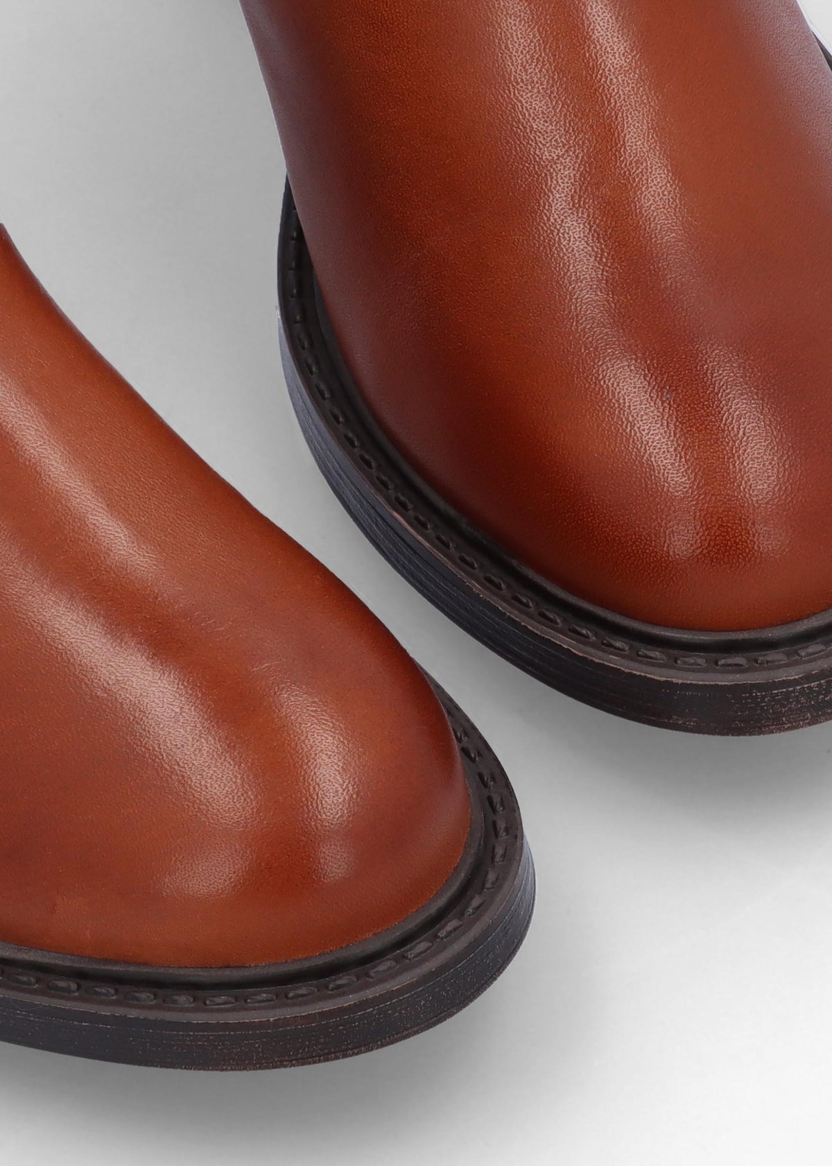 Ichels Tan Leather Block Heel Chelsea Boots