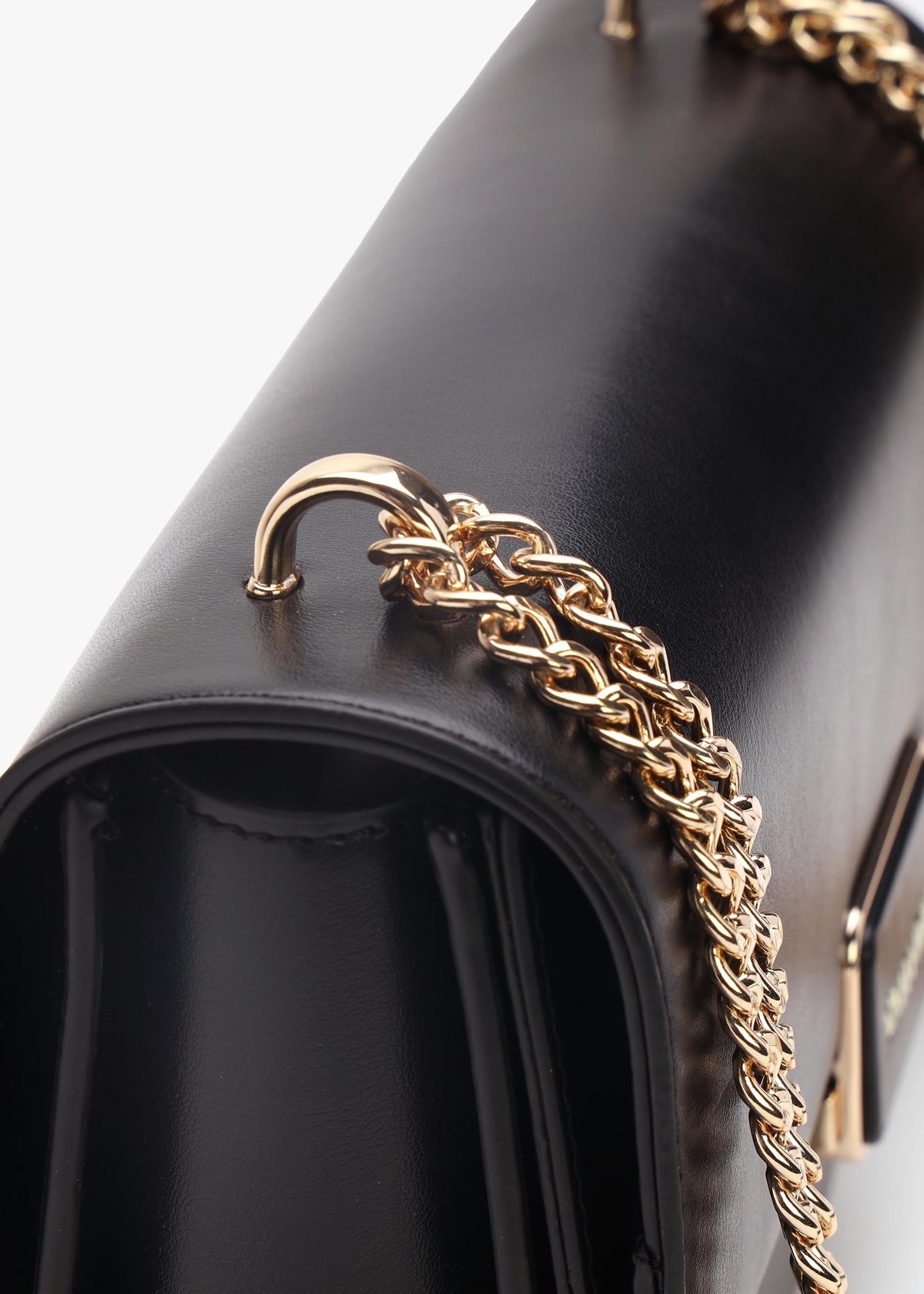 Alpheus Nero Front Flap Shoulder Bag