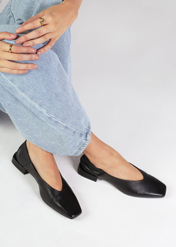 Saria Black Leather Square Toe Ballet Pumps