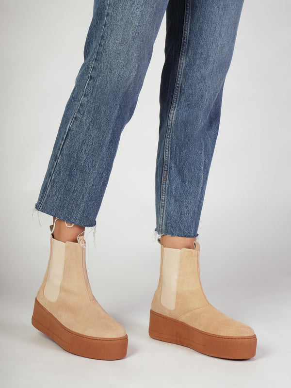 Tred Beige Suede Flatform Chelsea Boots
