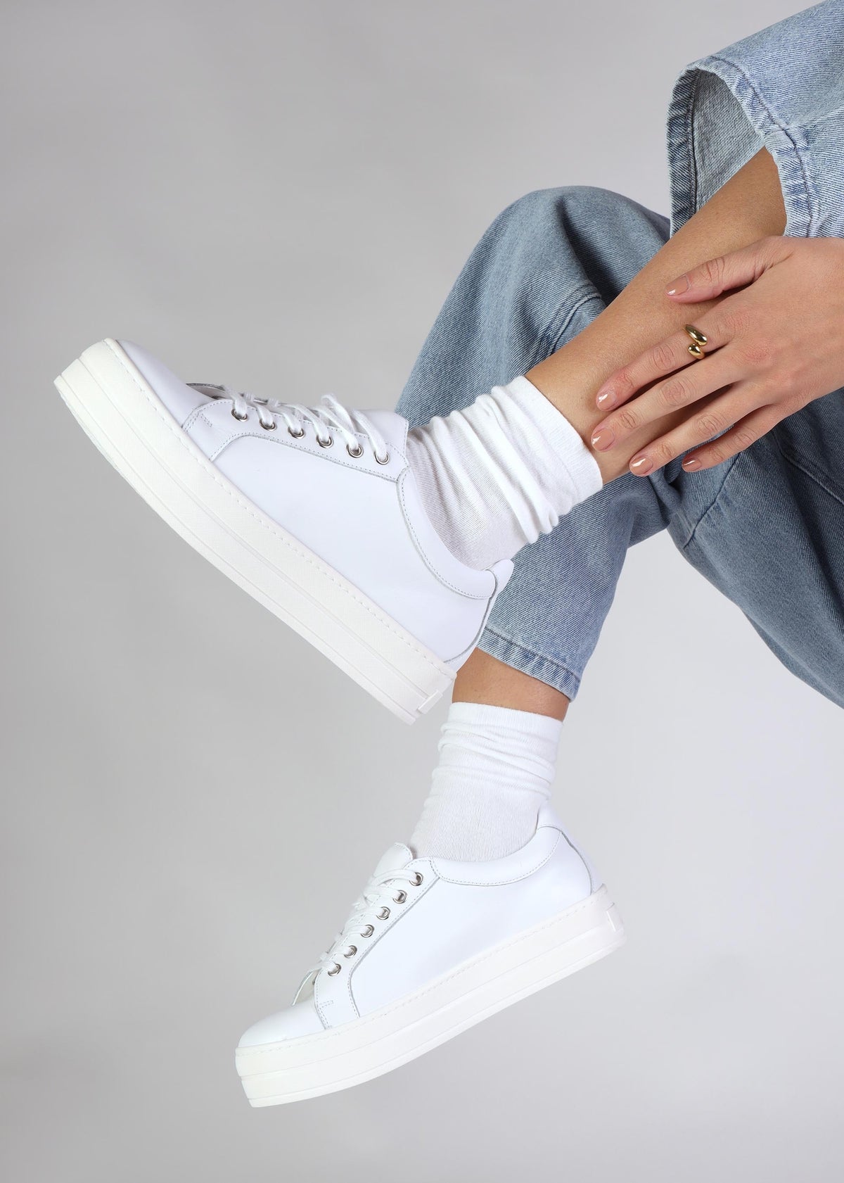 Piccadilly Circus White Leather Flatform Trainers