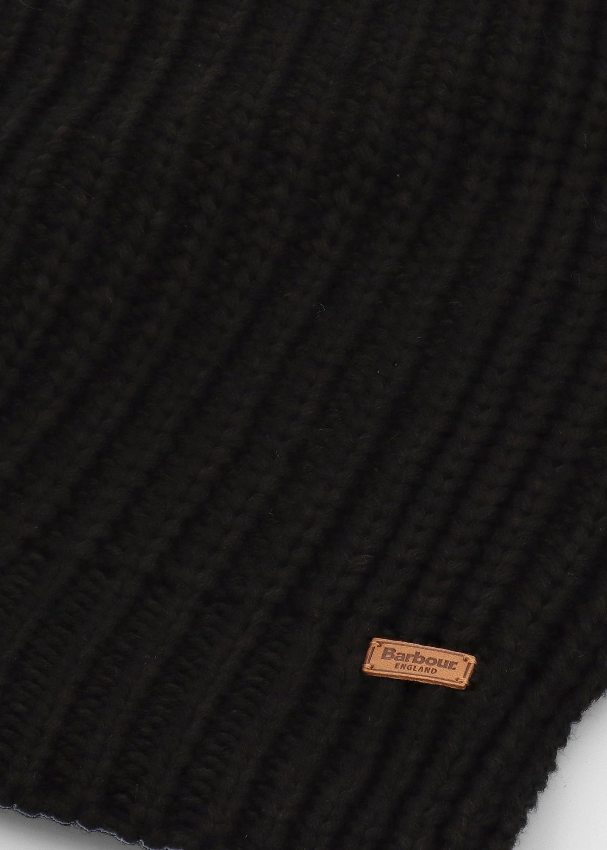 Women’s Saltburn Black Beanie Hat & Scarf Gift Set