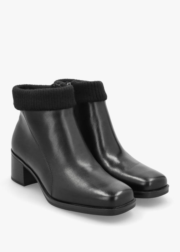 Black Leather Rib Knit Block Heel Ankle Boots